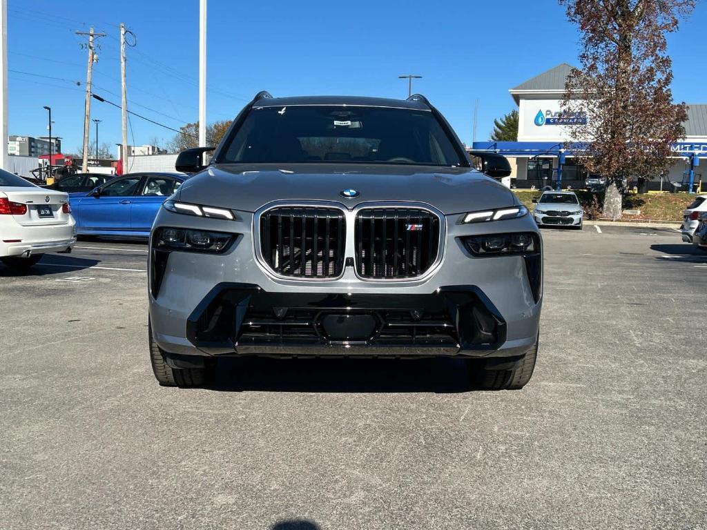 new 2025 BMW X7 car, priced at $119,040