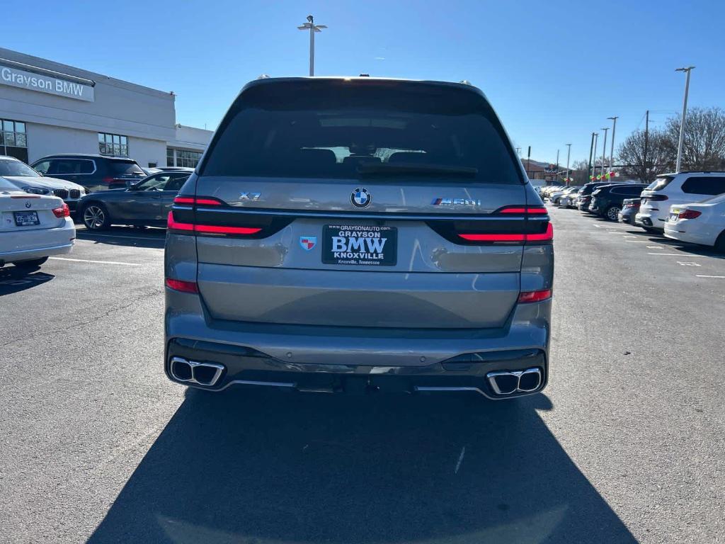 new 2025 BMW X7 car, priced at $119,040