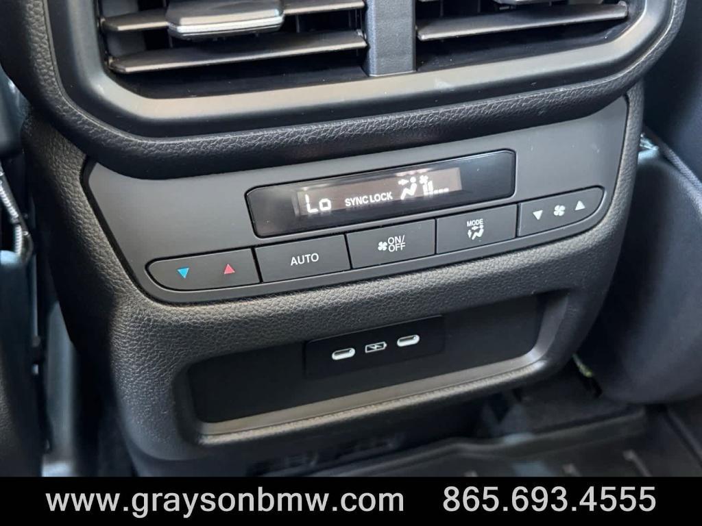 used 2025 Honda Pilot car, priced at $42,995