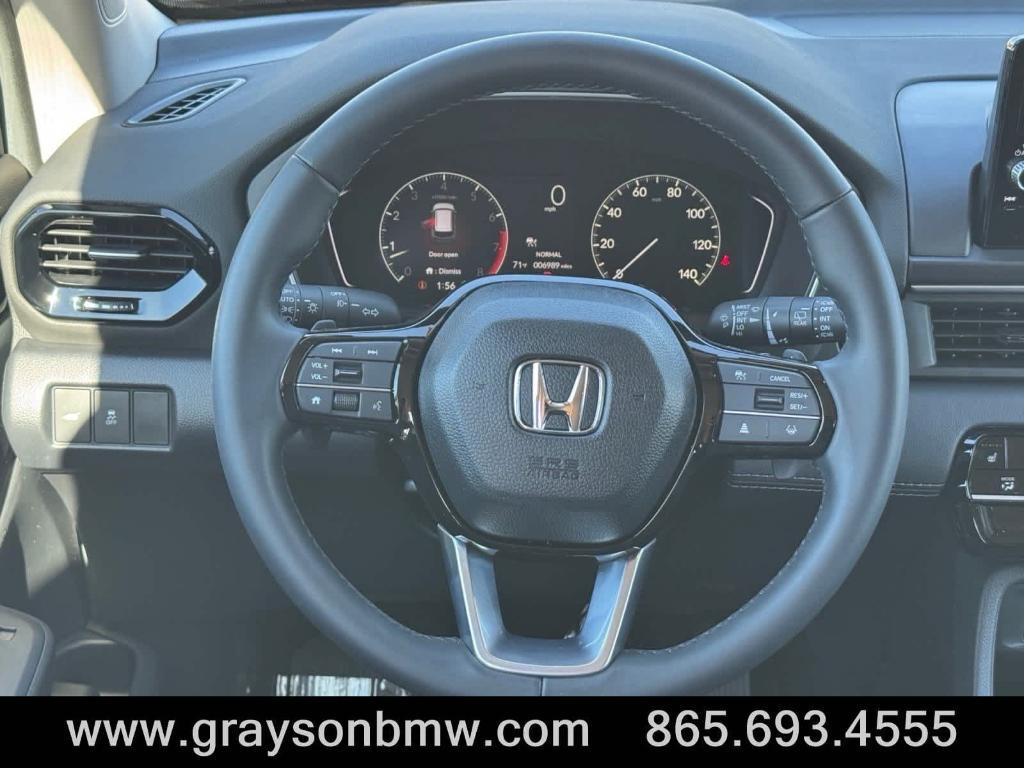 used 2025 Honda Pilot car, priced at $42,995