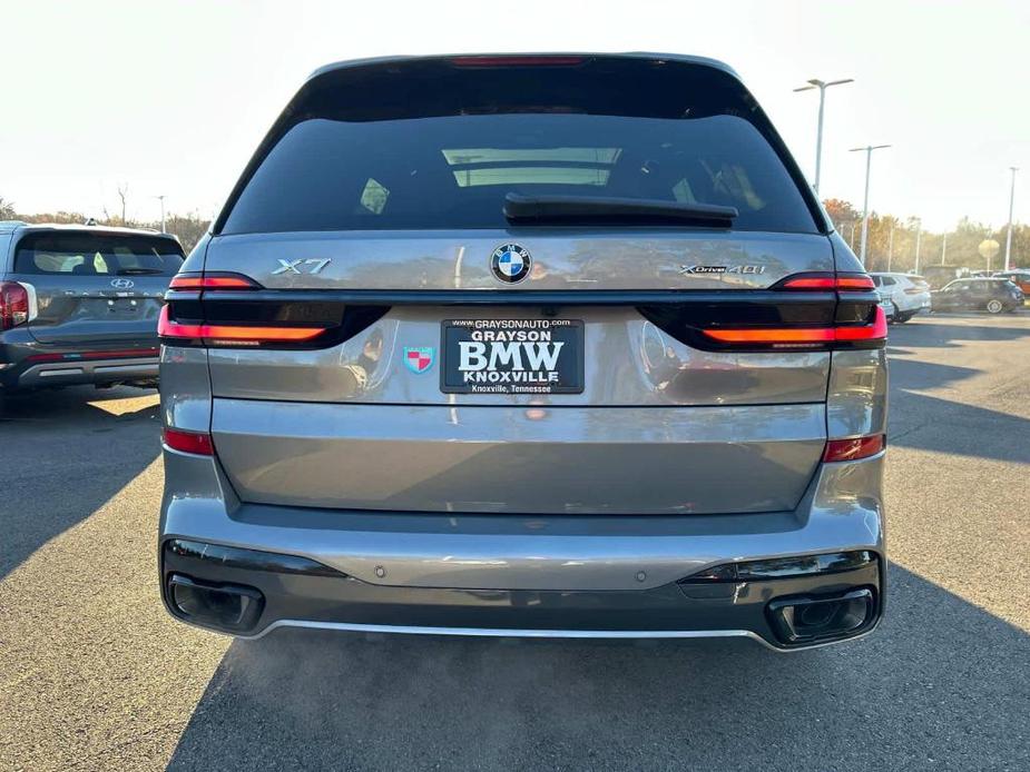 new 2025 BMW X7 car, priced at $99,095