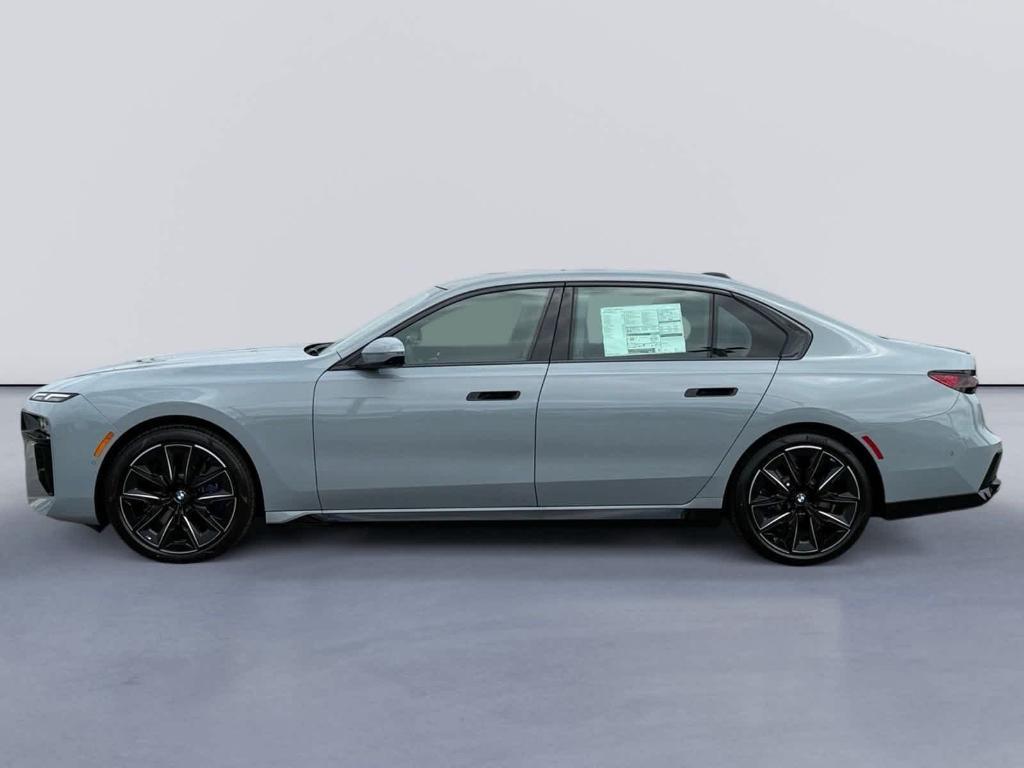 new 2025 BMW 760 car, priced at $129,400