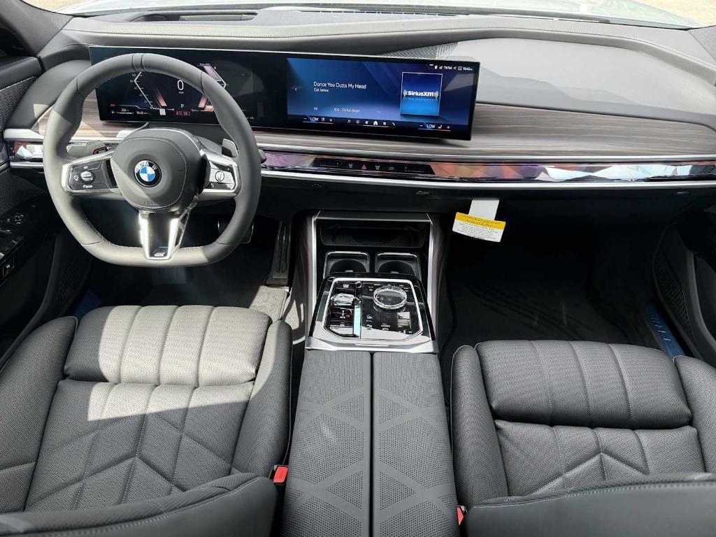 new 2025 BMW 760 car, priced at $129,400