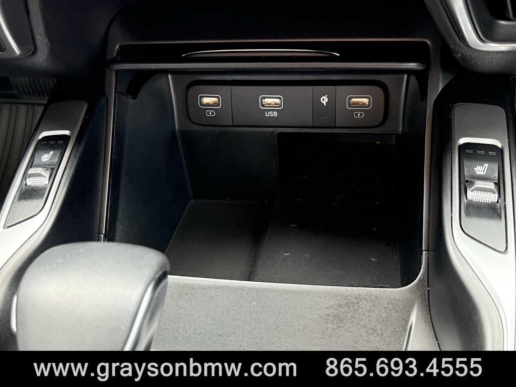used 2023 Kia Sorento car, priced at $28,995