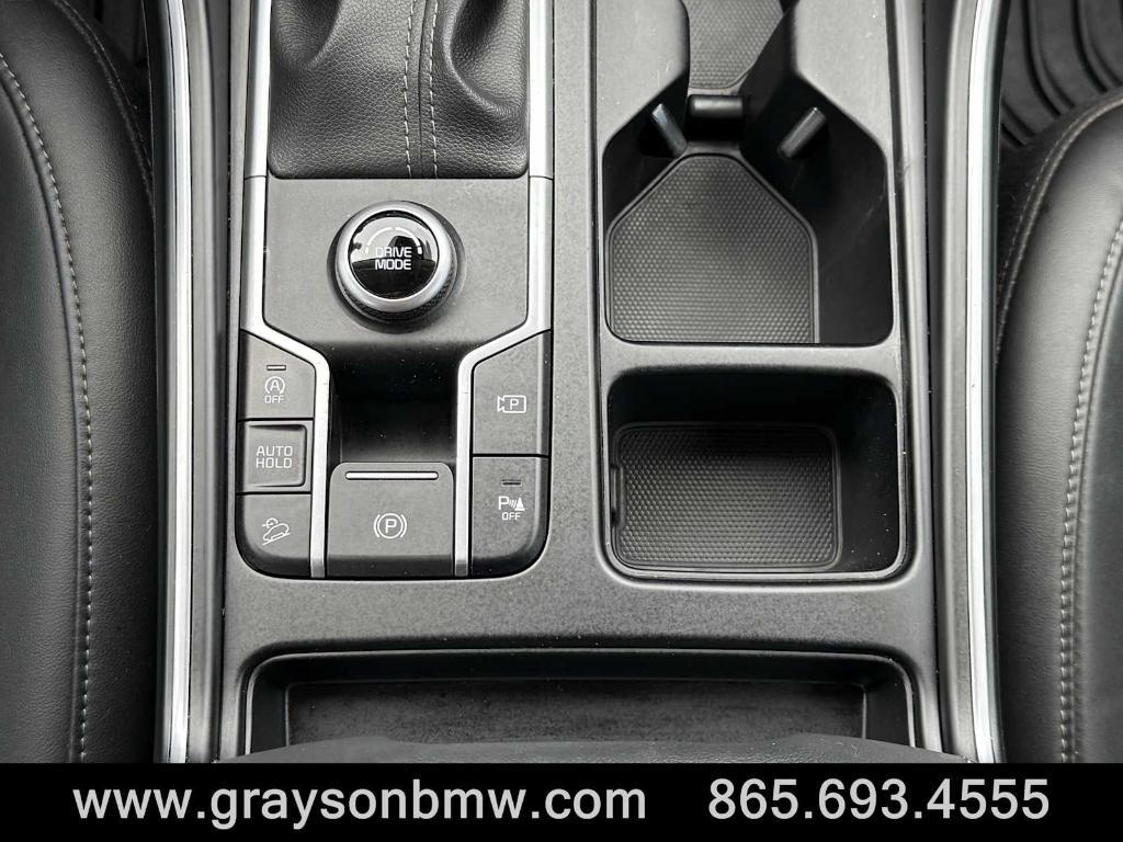 used 2023 Kia Sorento car, priced at $28,995