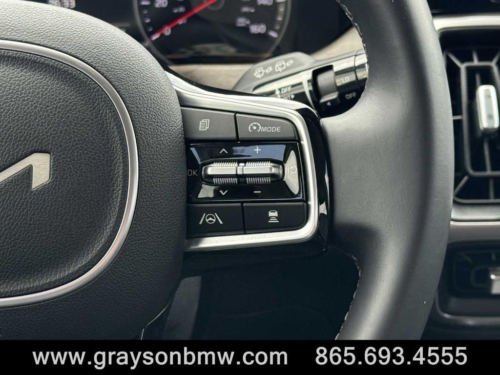 used 2023 Kia Sorento car, priced at $28,995