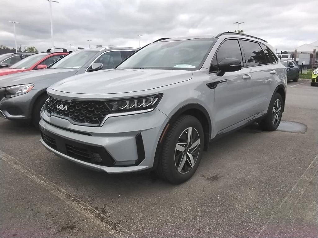 used 2023 Kia Sorento car, priced at $30,995