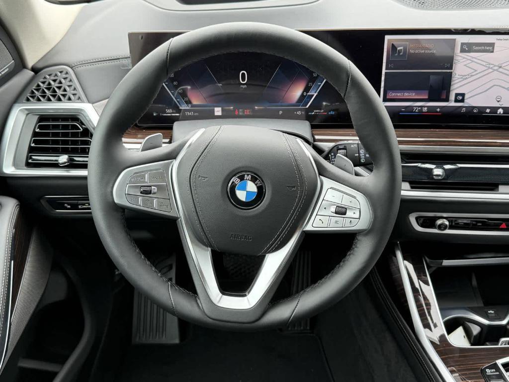 new 2025 BMW X7 car, priced at $93,100