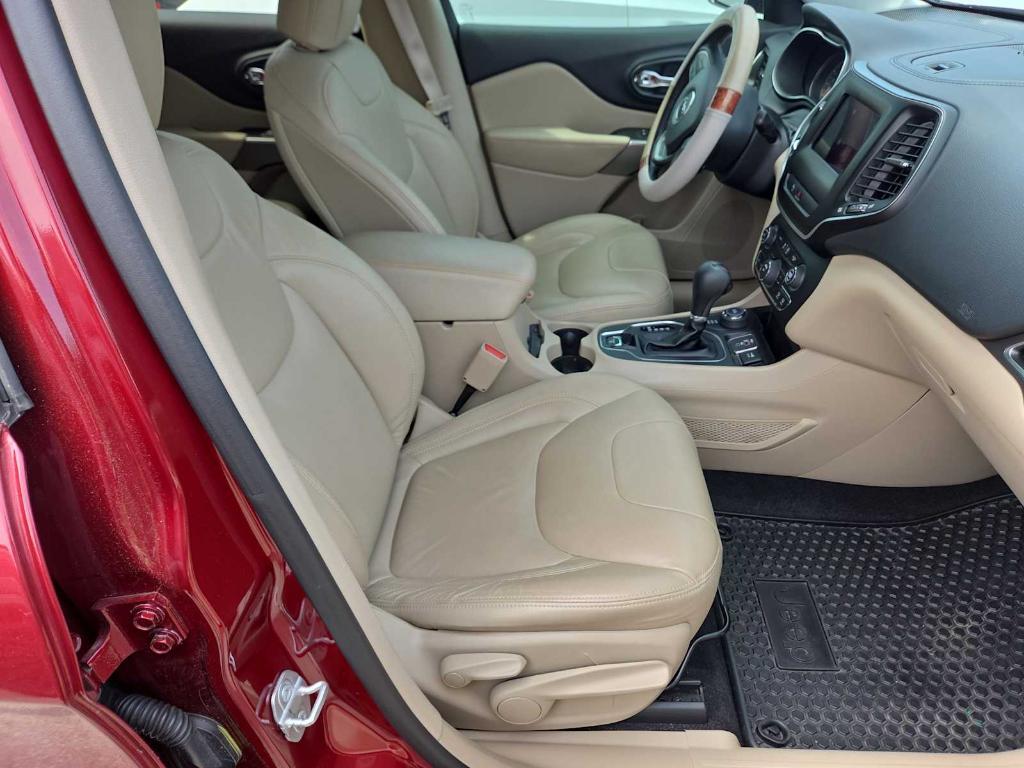 used 2020 Jeep Cherokee car, priced at $22,995