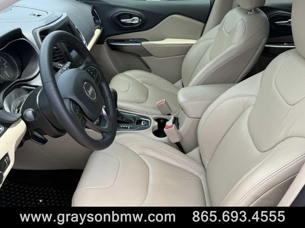 used 2020 Jeep Cherokee car, priced at $19,941