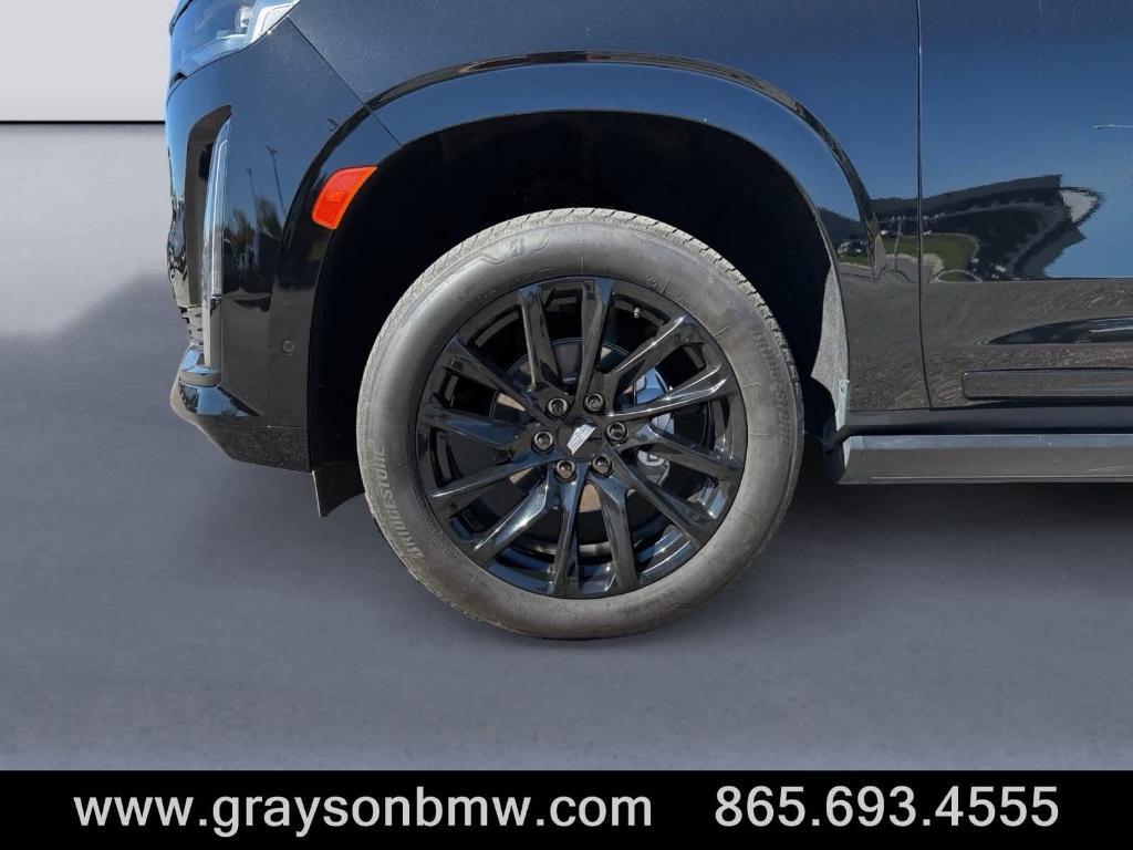 used 2024 Cadillac Escalade ESV car, priced at $91,295