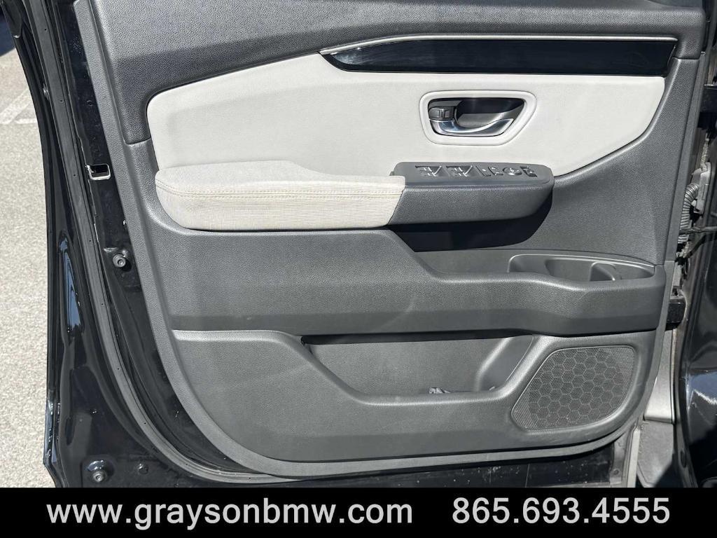 used 2023 Honda Pilot car, priced at $31,595
