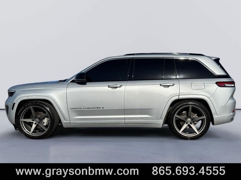 used 2022 Jeep Grand Cherokee car, priced at $38,995