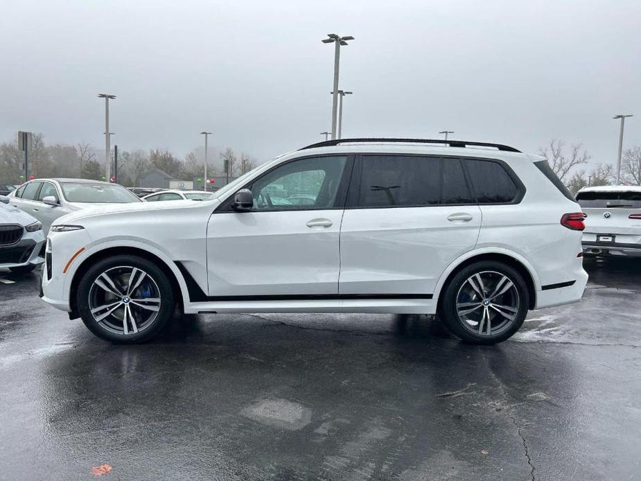 new 2025 BMW X7 car, priced at $118,325