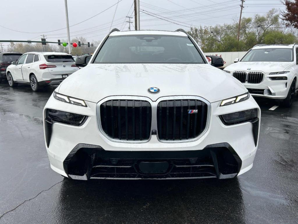 new 2025 BMW X7 car, priced at $118,325