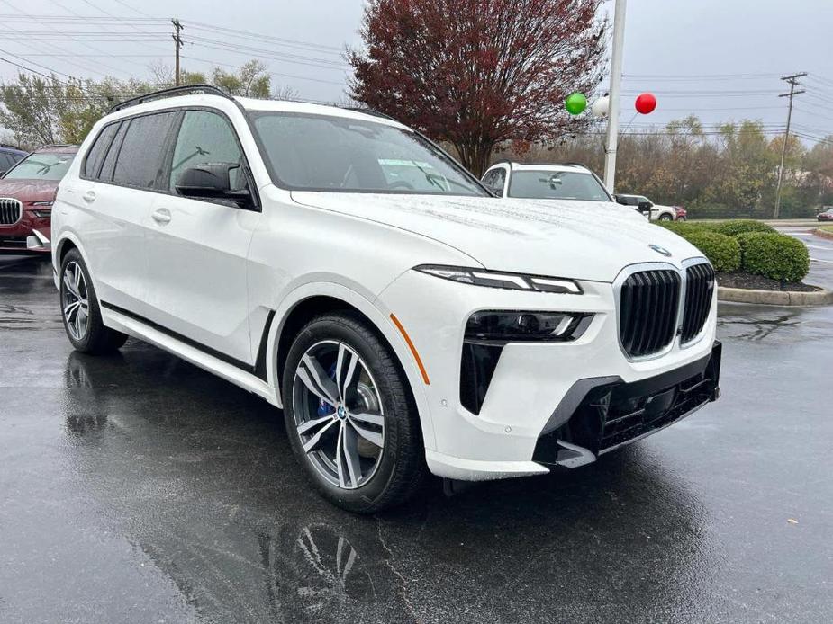 new 2025 BMW X7 car, priced at $118,325