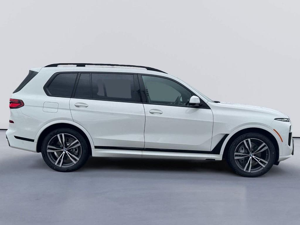 new 2025 BMW X7 car, priced at $94,535