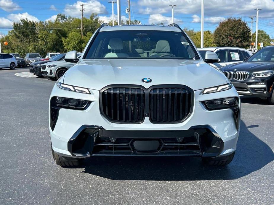 new 2025 BMW X7 car, priced at $97,840