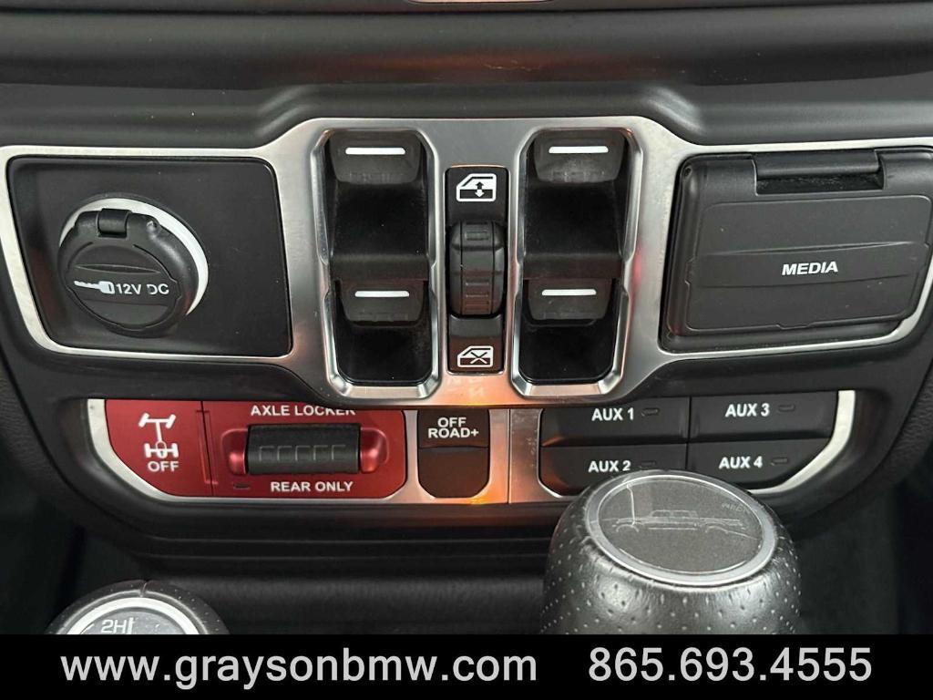 used 2023 Jeep Gladiator car, priced at $44,157
