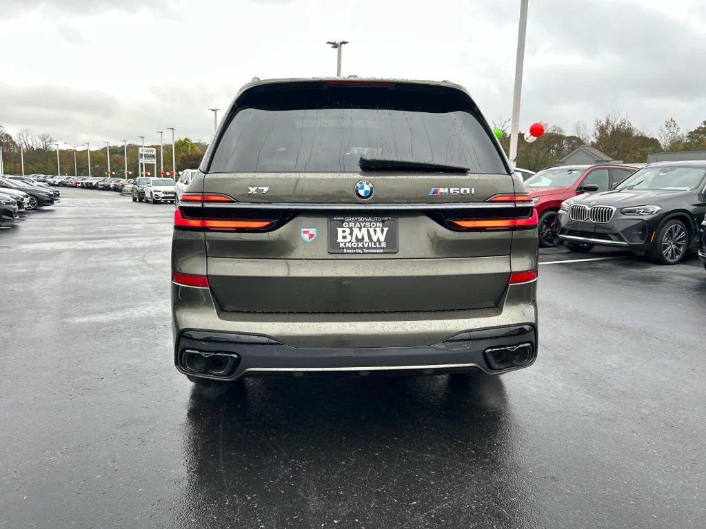 new 2025 BMW X7 car, priced at $117,555