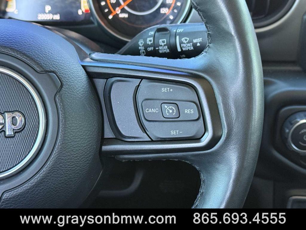 used 2021 Jeep Wrangler Unlimited car, priced at $32,768