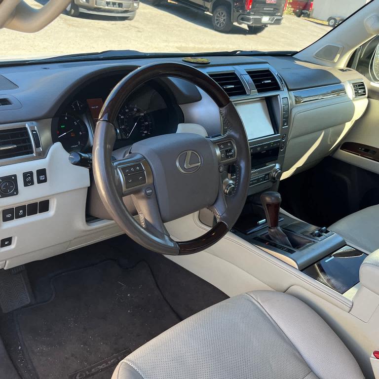 used 2019 Lexus GX 460 car, priced at $32,995