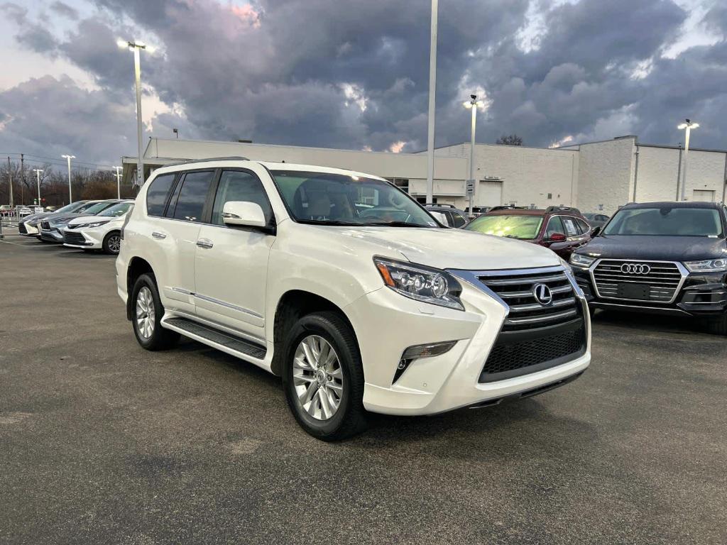 used 2019 Lexus GX 460 car, priced at $32,536