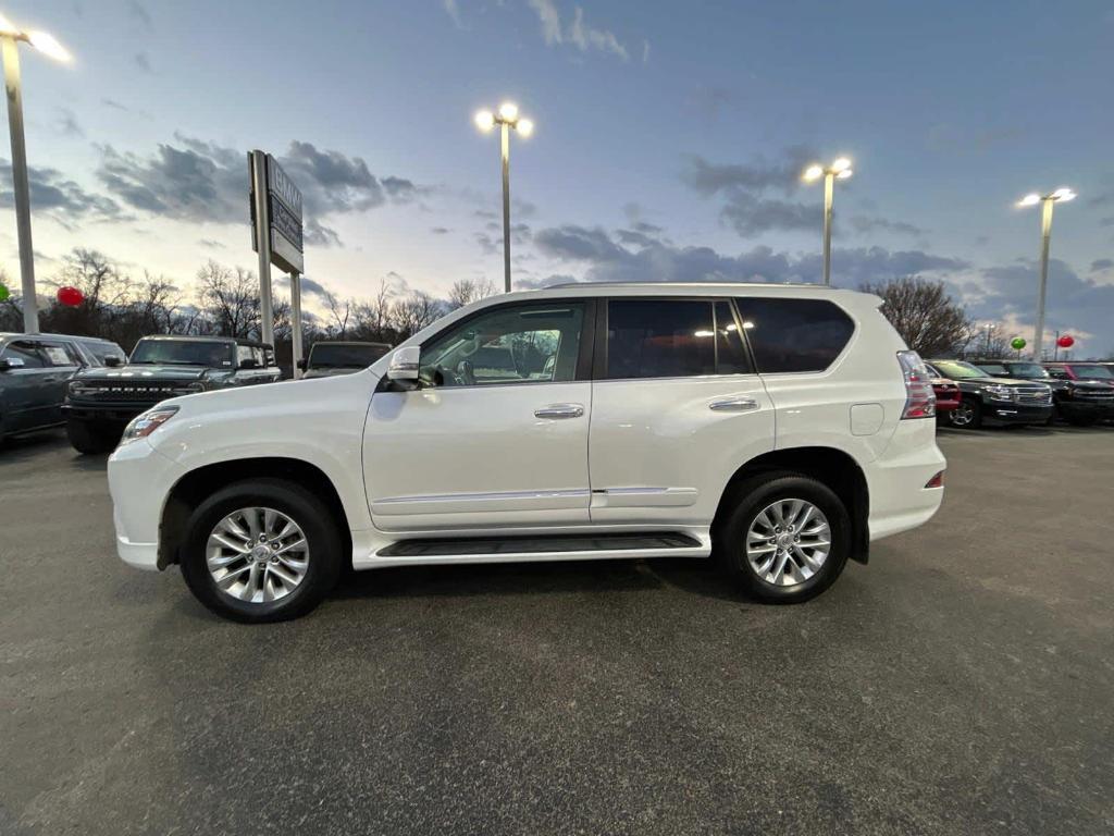 used 2019 Lexus GX 460 car, priced at $32,536