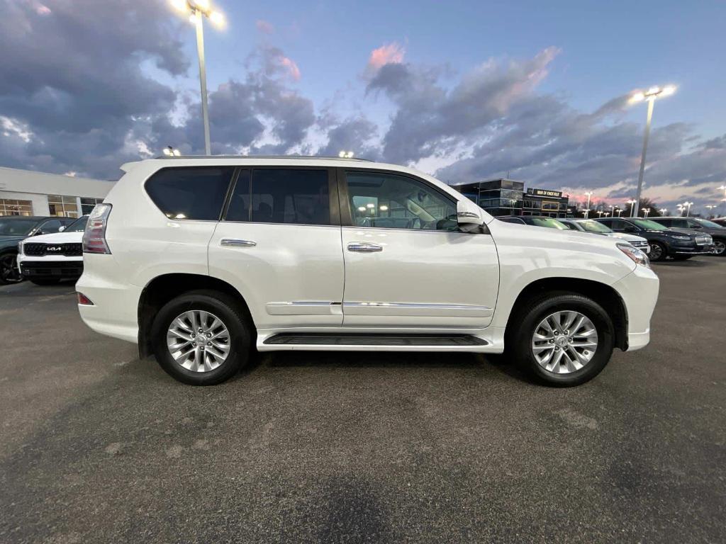 used 2019 Lexus GX 460 car, priced at $32,536