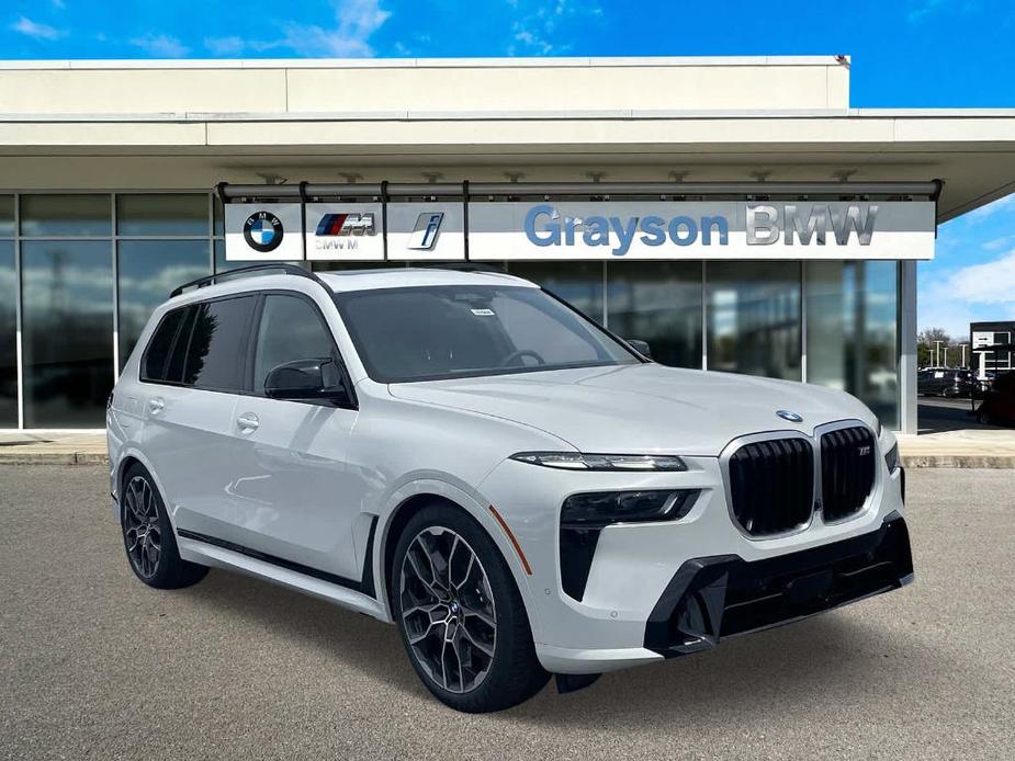 new 2025 BMW X7 car, priced at $121,140