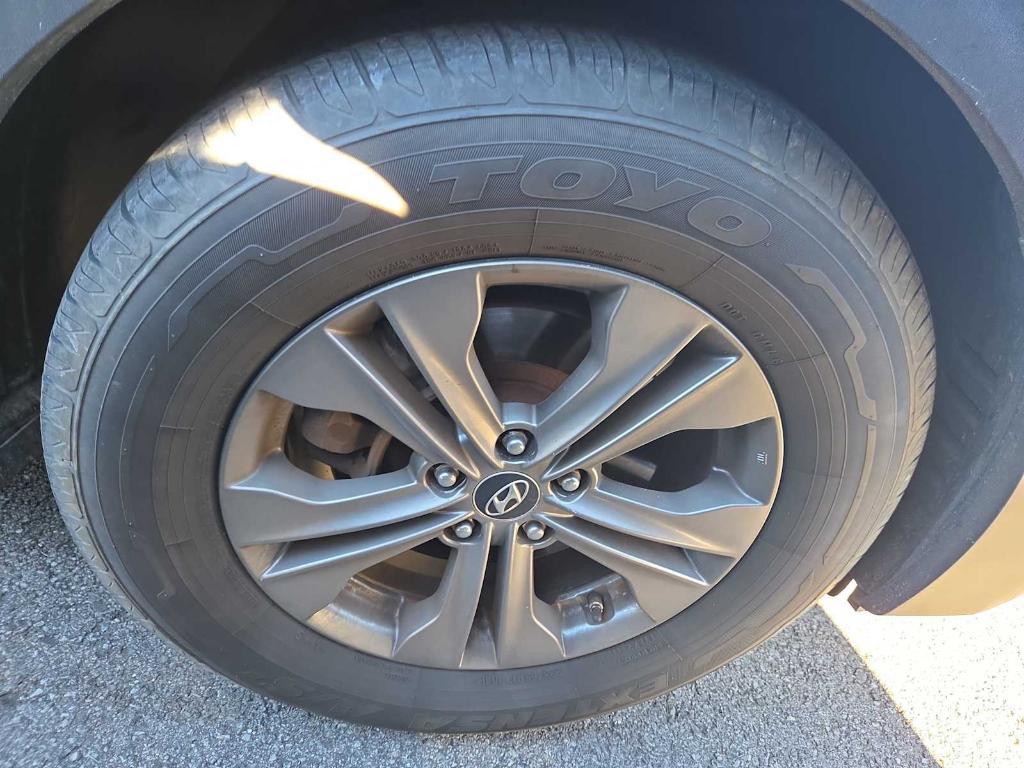 used 2014 Hyundai Santa Fe Sport car, priced at $5,999