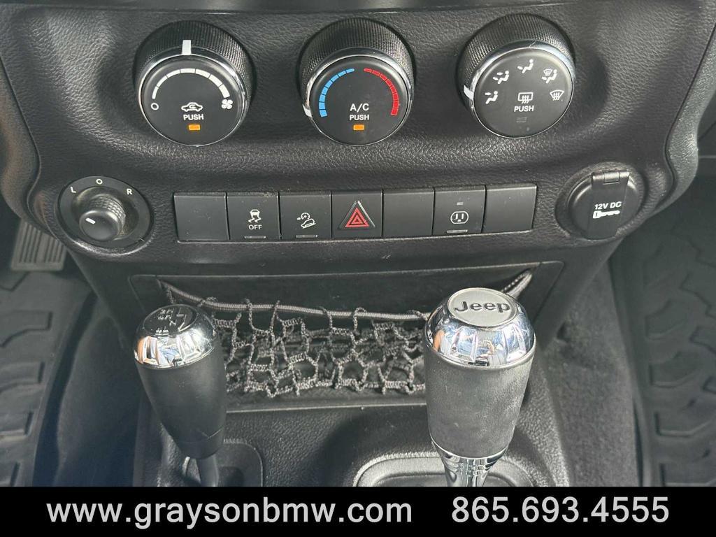 used 2015 Jeep Wrangler Unlimited car, priced at $21,585