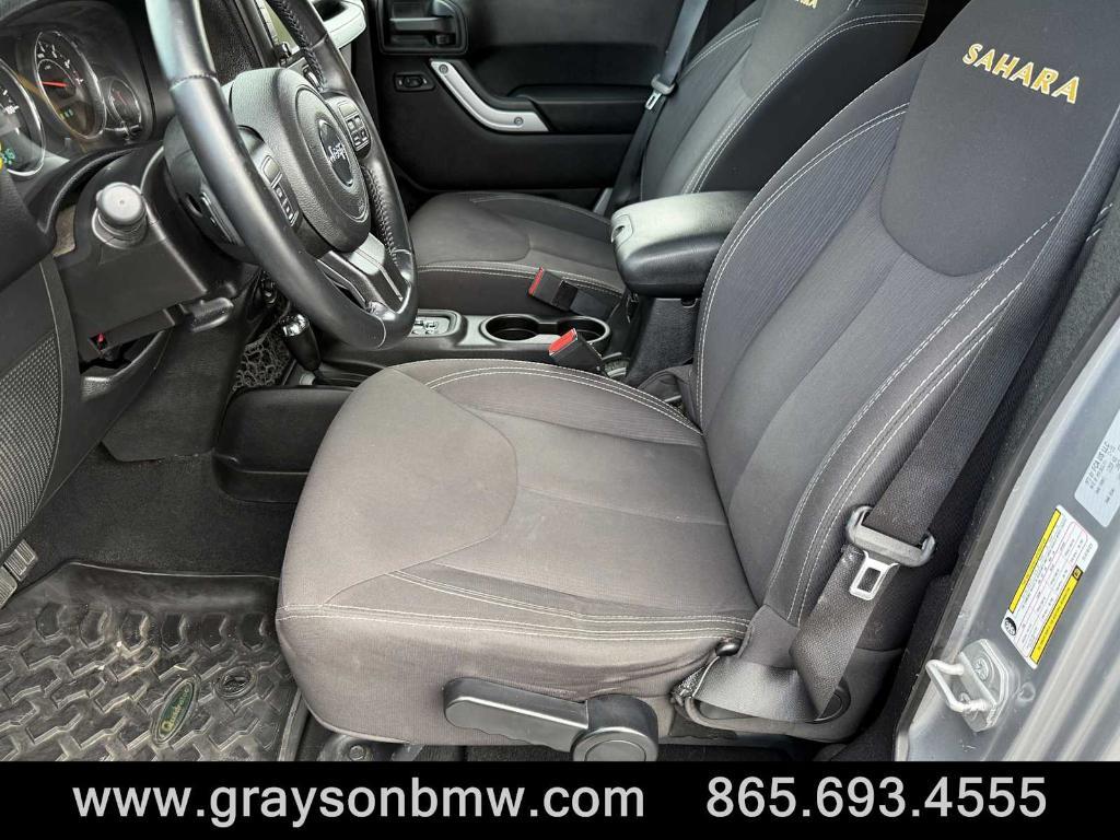 used 2015 Jeep Wrangler Unlimited car, priced at $21,585