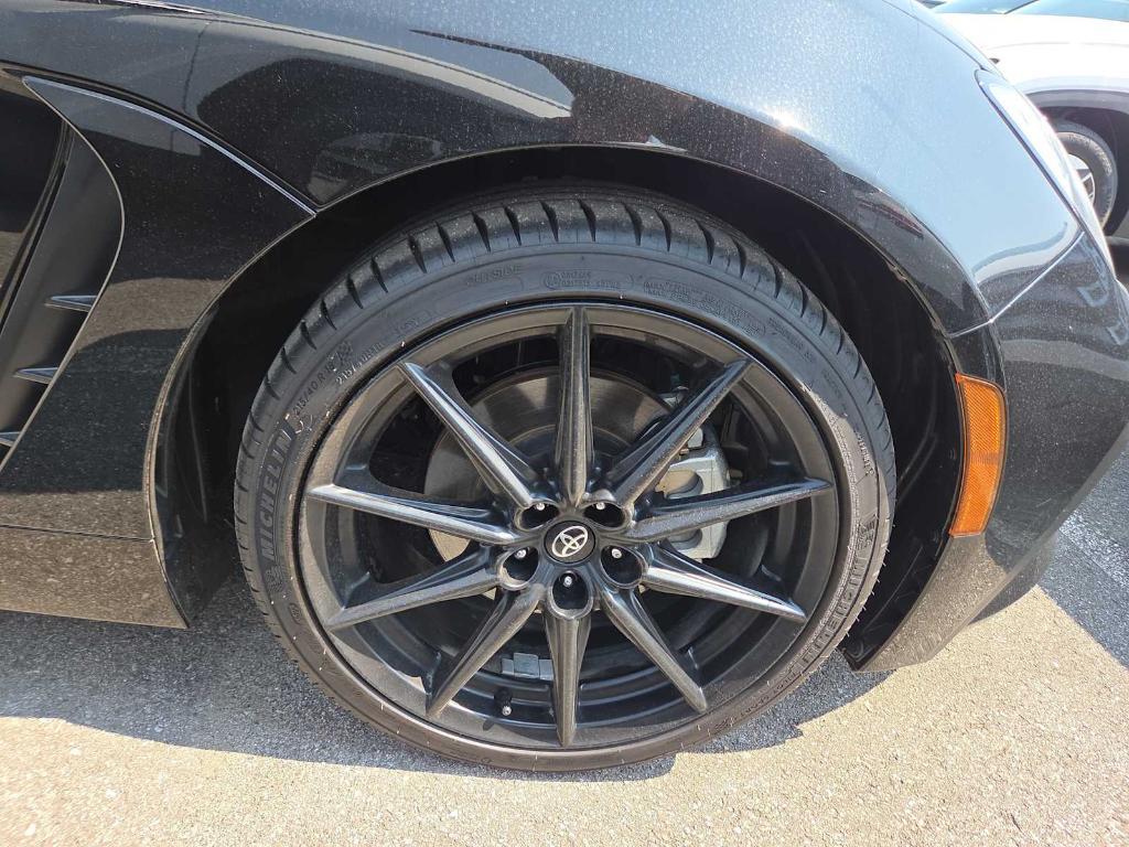 used 2024 Toyota GR86 car, priced at $33,995