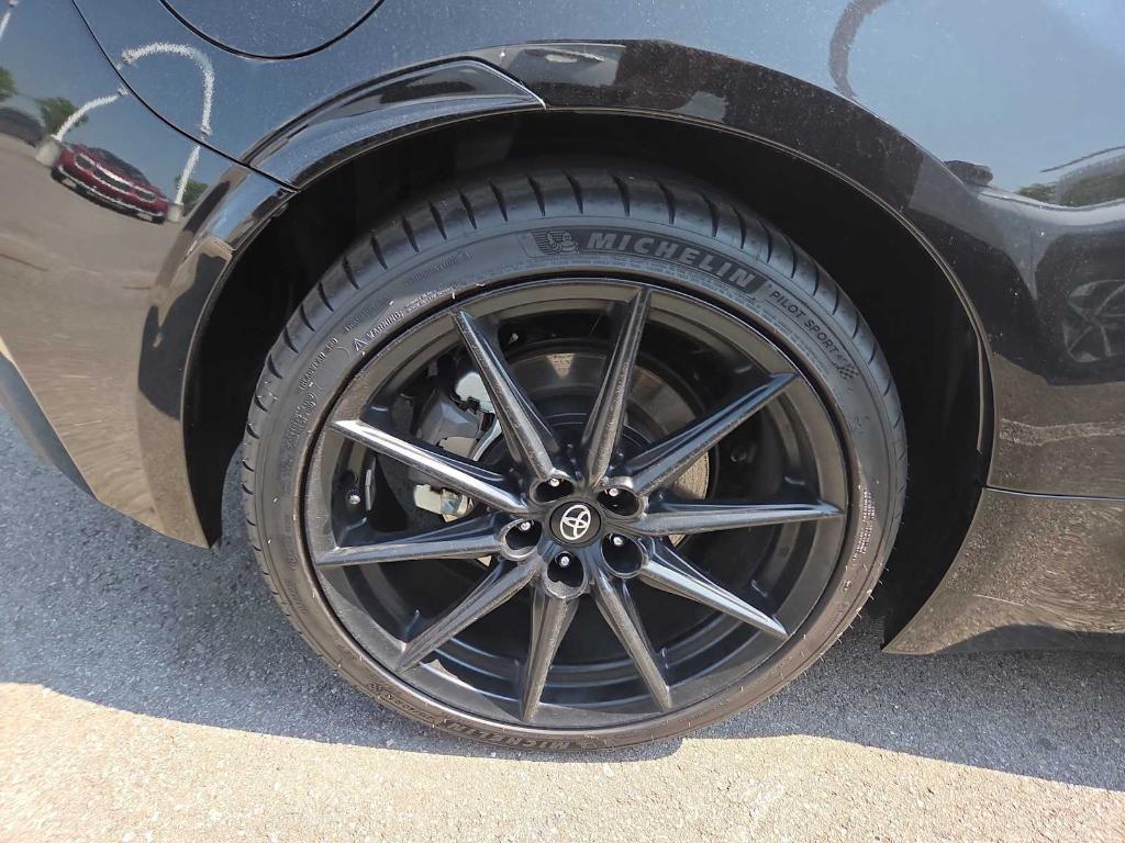 used 2024 Toyota GR86 car, priced at $33,995