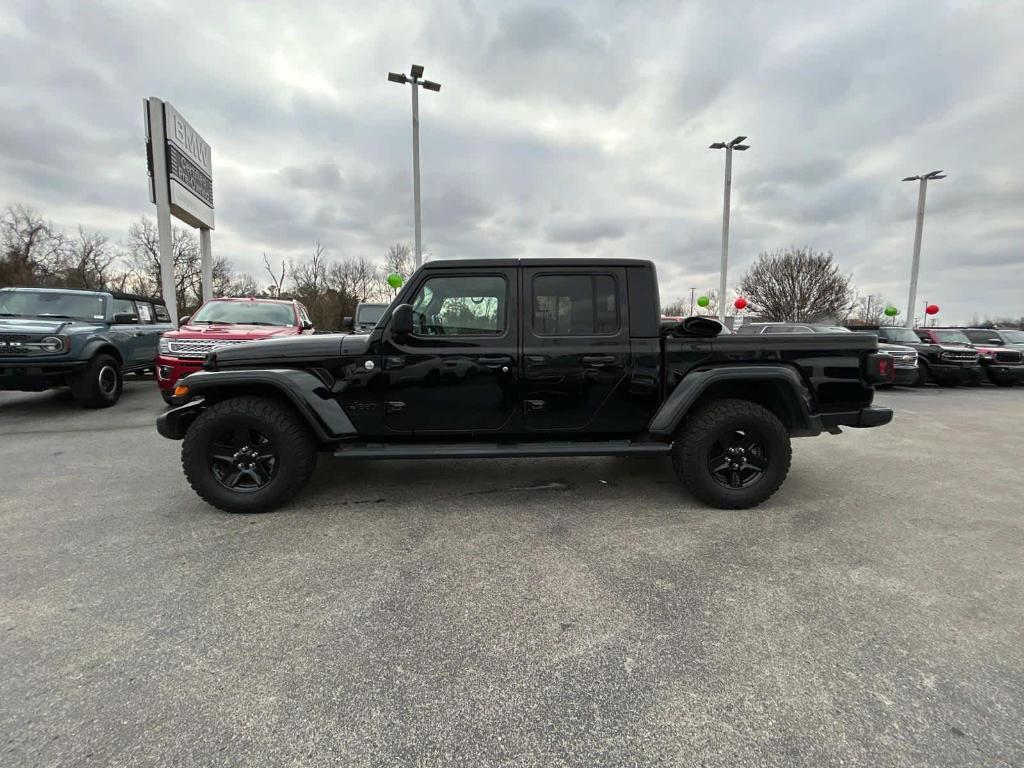 used 2021 Jeep Gladiator car, priced at $27,345