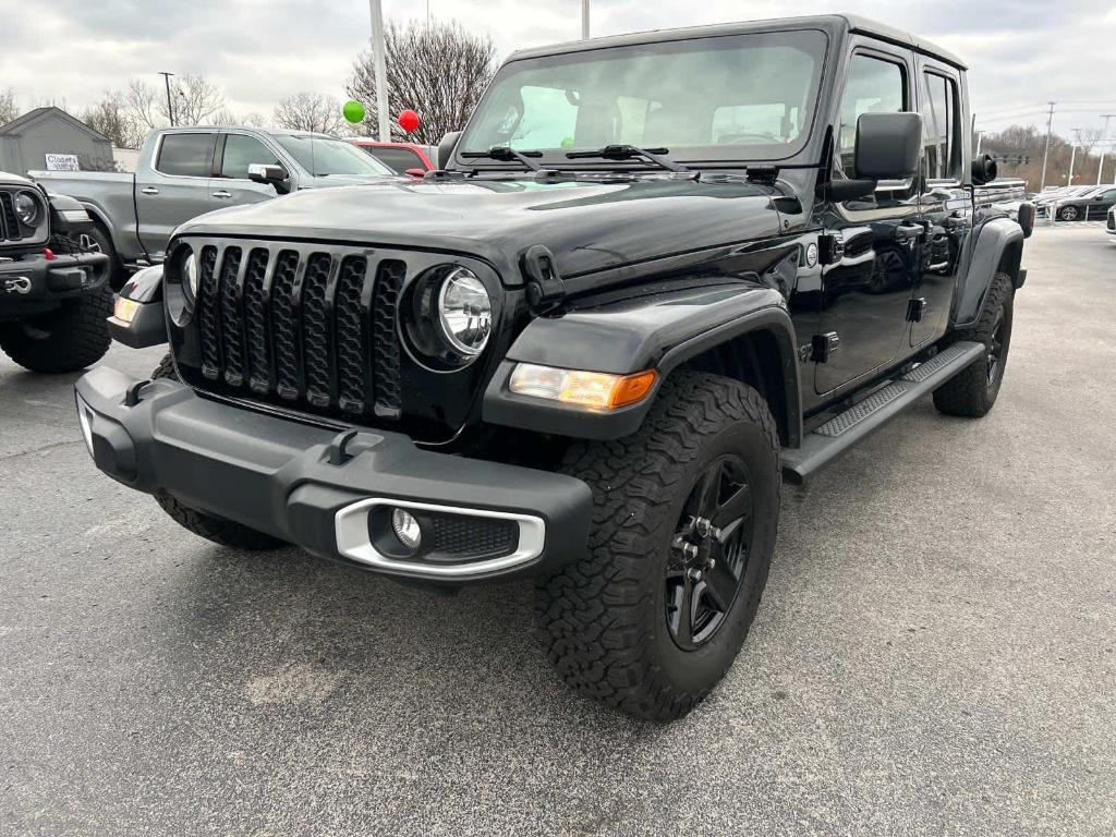 used 2021 Jeep Gladiator car, priced at $27,345