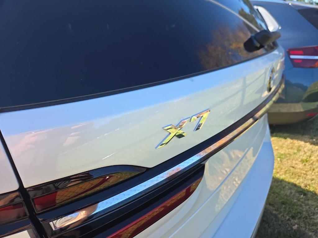 new 2026 BMW X7 car, priced at $98,735