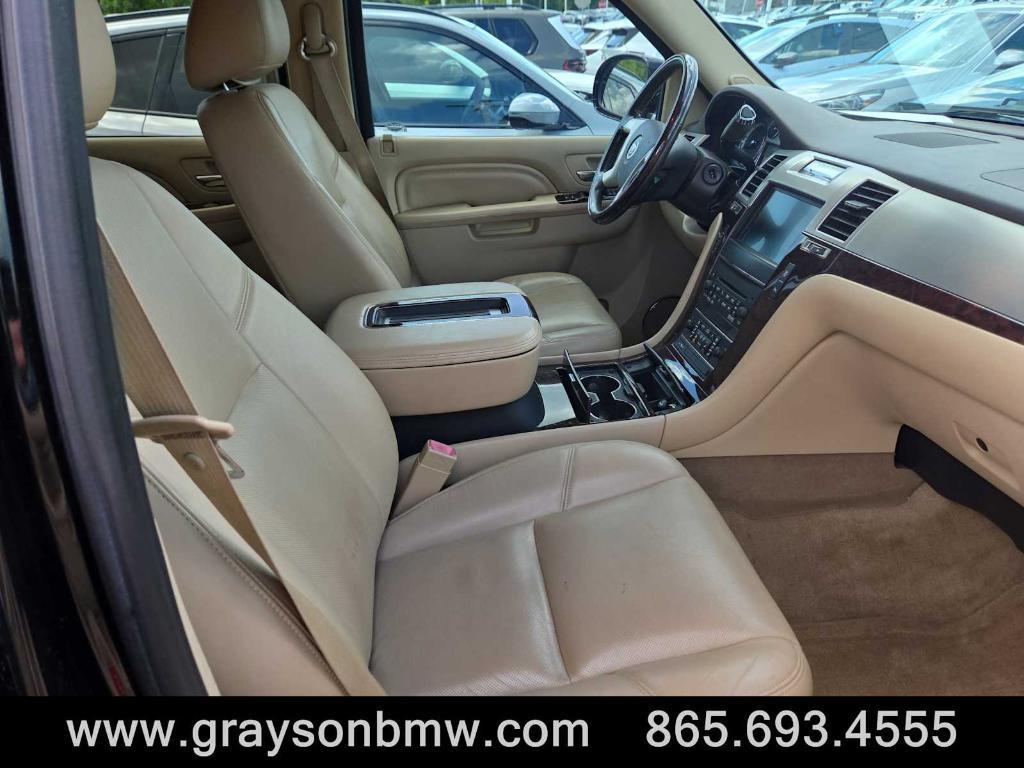 used 2012 Cadillac Escalade car, priced at $15,995