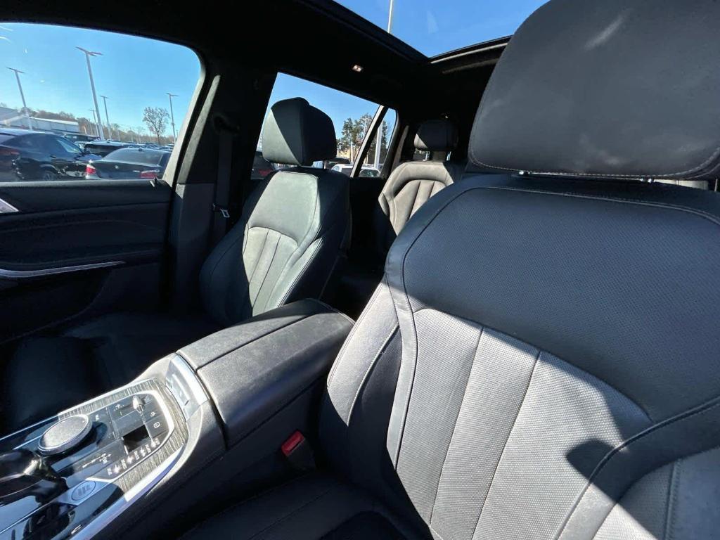 used 2021 BMW X7 car, priced at $43,808