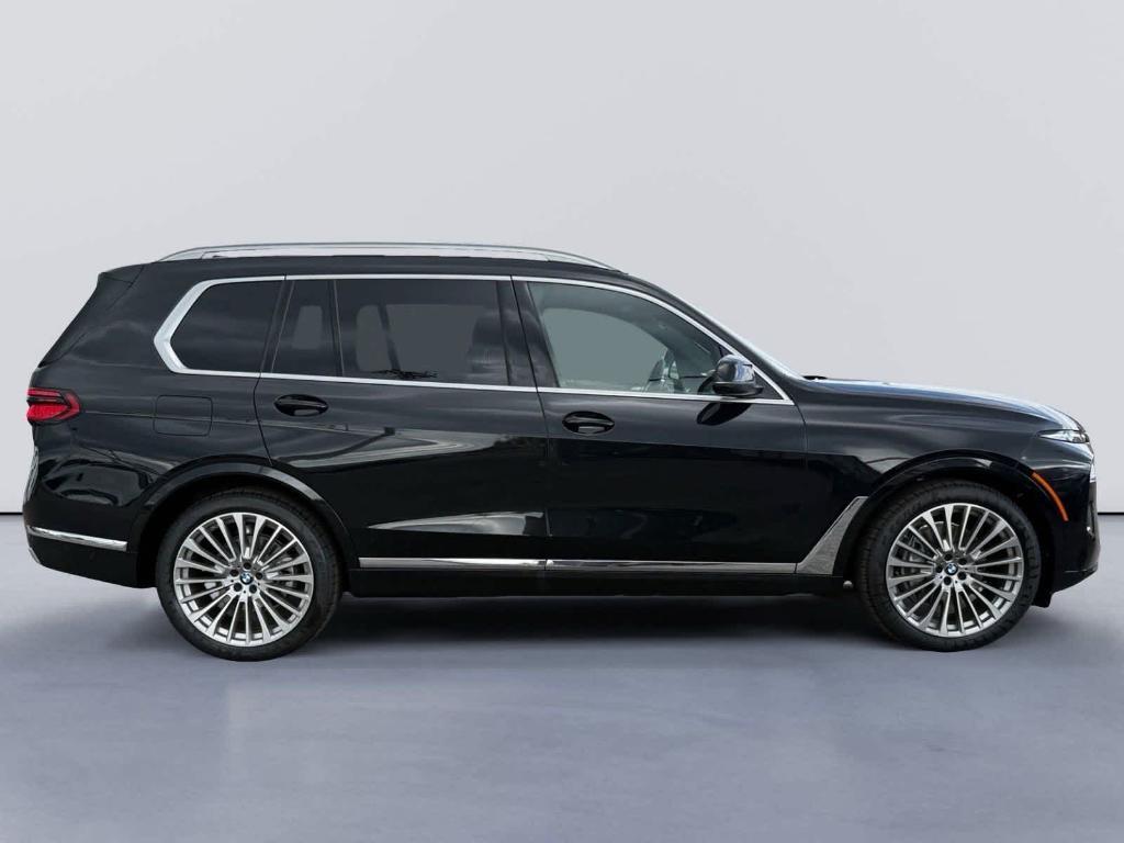 new 2026 BMW X7 car, priced at $96,505