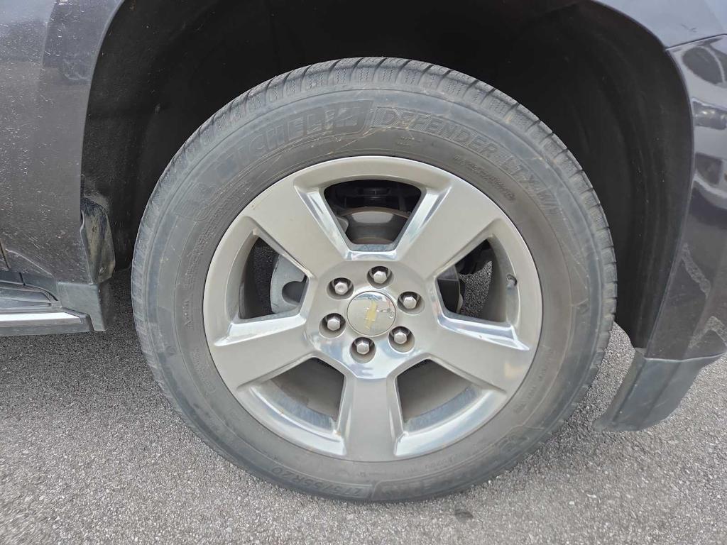 used 2016 Chevrolet Suburban car, priced at $22,595