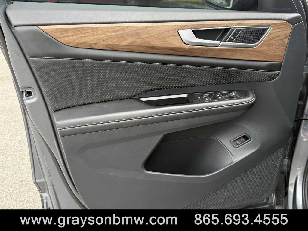used 2024 Volkswagen Atlas car, priced at $34,649