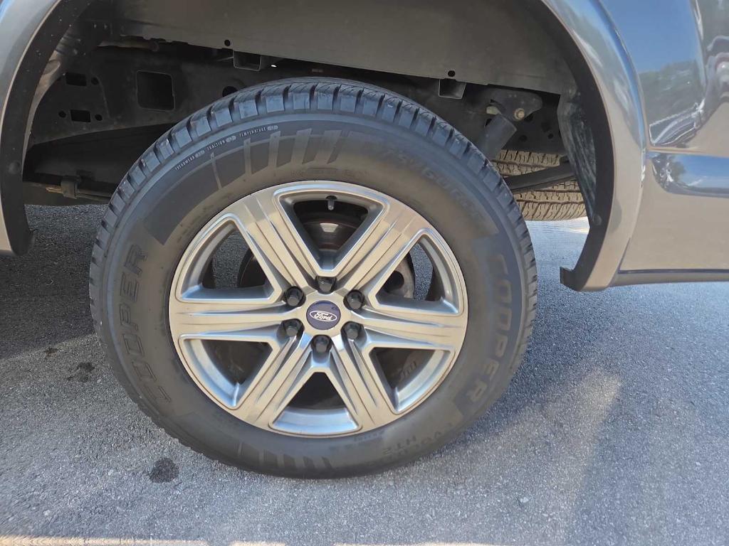 used 2018 Ford F-150 car, priced at $29,164