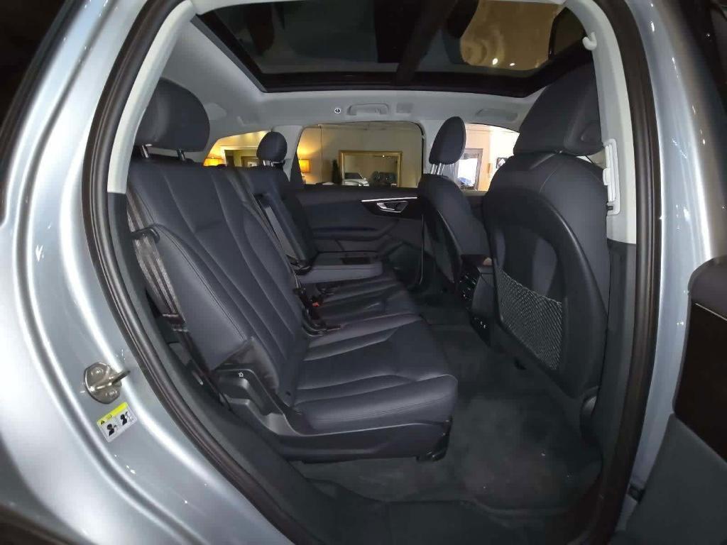 used 2024 Audi Q7 car, priced at $44,457