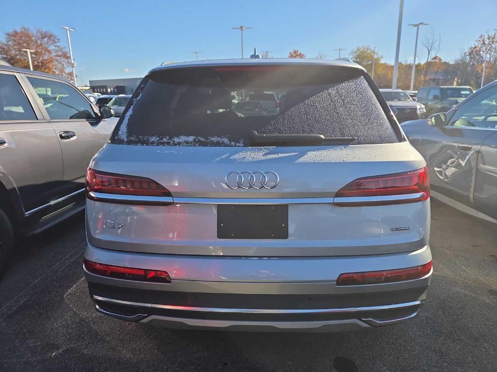 used 2024 Audi Q7 car, priced at $44,457