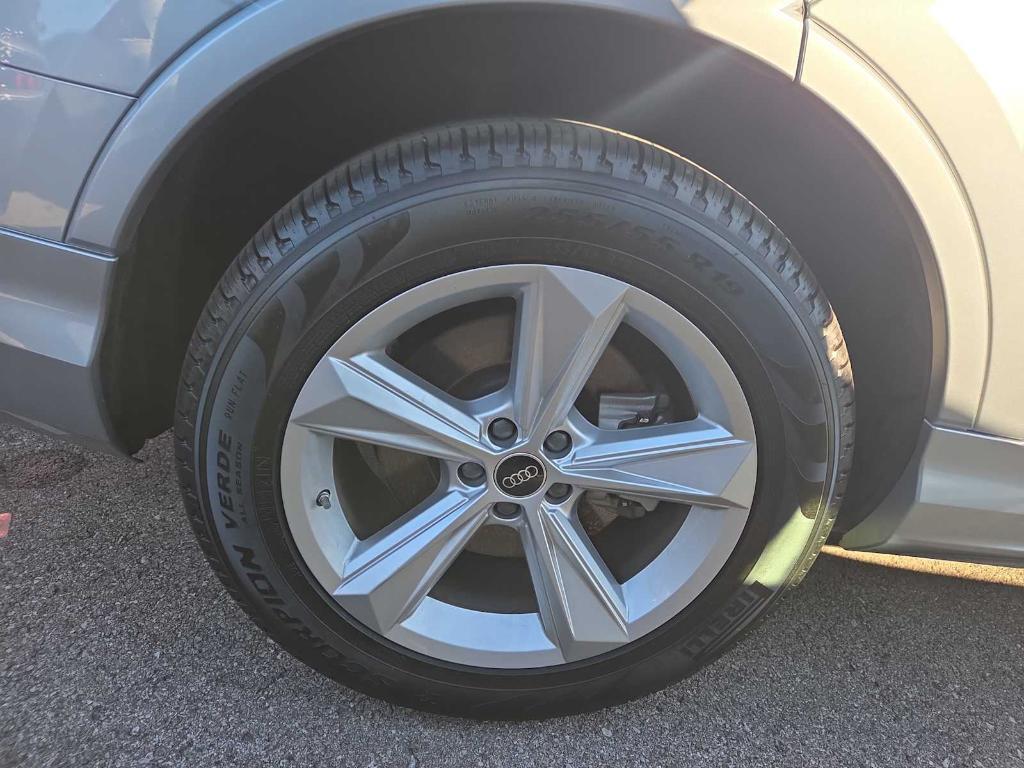 used 2024 Audi Q7 car, priced at $44,457
