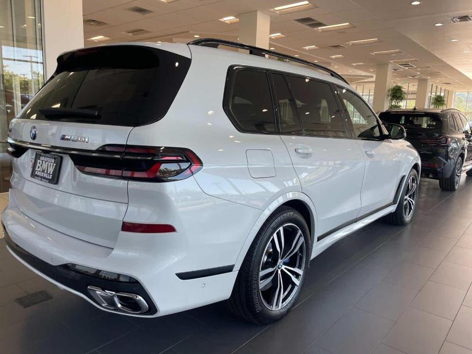 new 2025 BMW X7 car, priced at $118,260