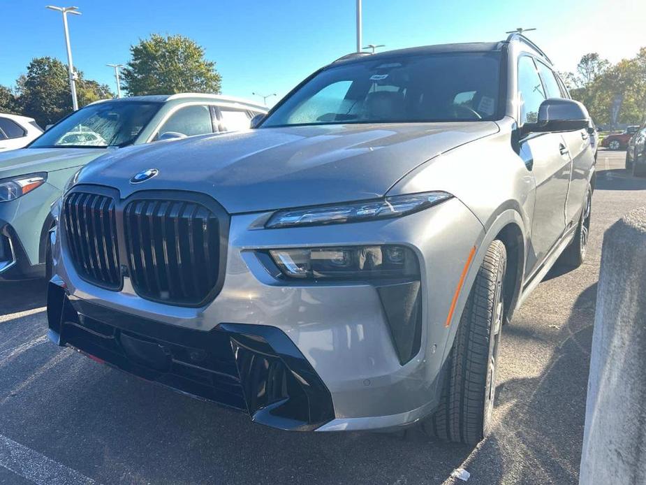 new 2025 BMW X7 car, priced at $99,490