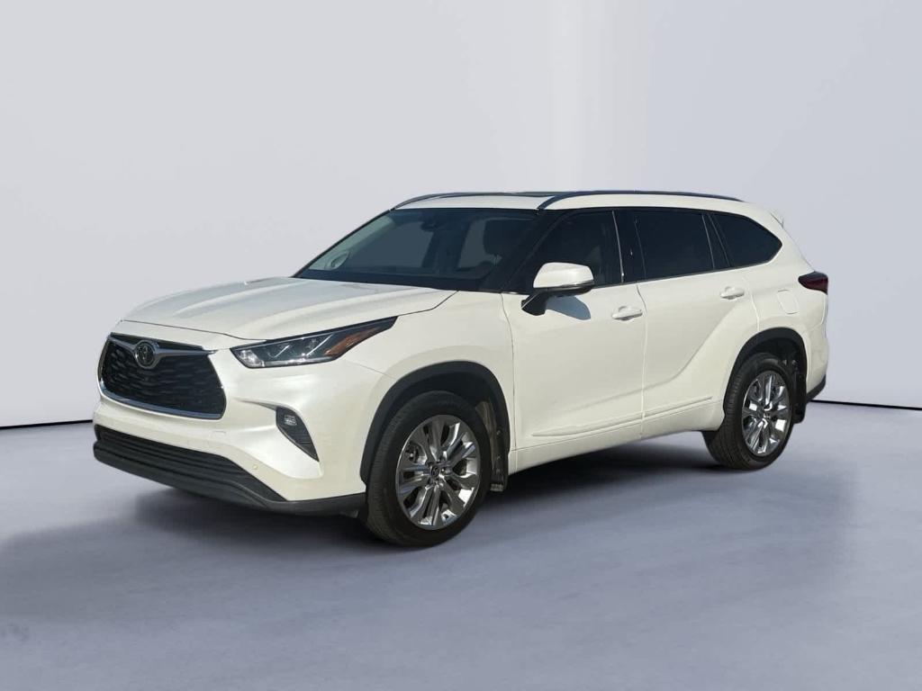 used 2020 Toyota Highlander car, priced at $30,995